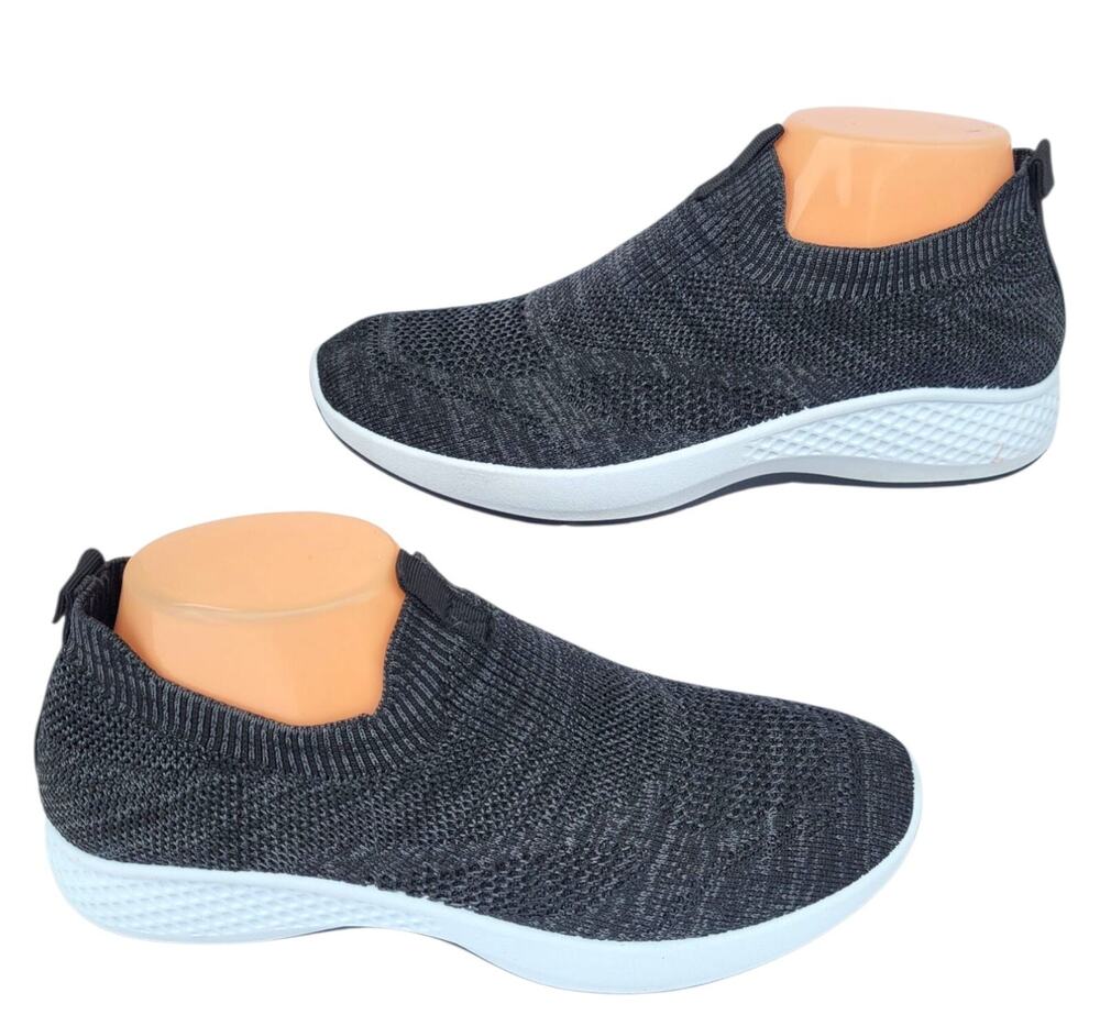 Tommy Bahama WMS SZ 9 Comfort Sneakers Black Dark Gray Sock Fit